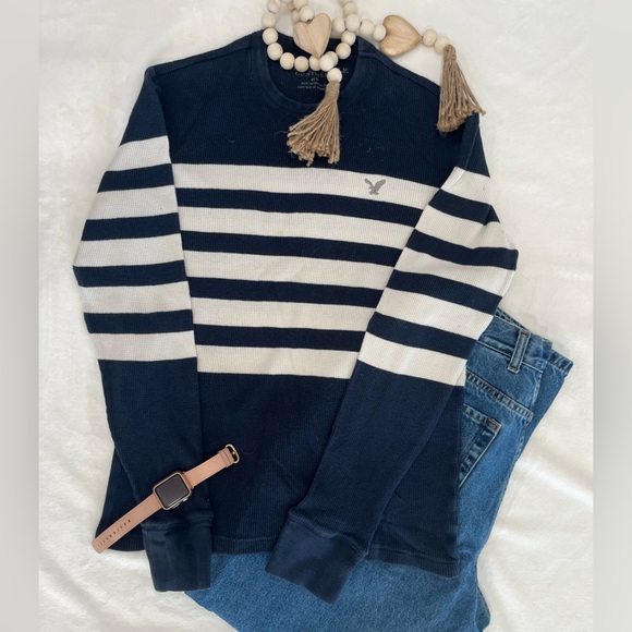 AMERICAN EAGLE Vintage fit long sleeve - Picture 1 of 8
